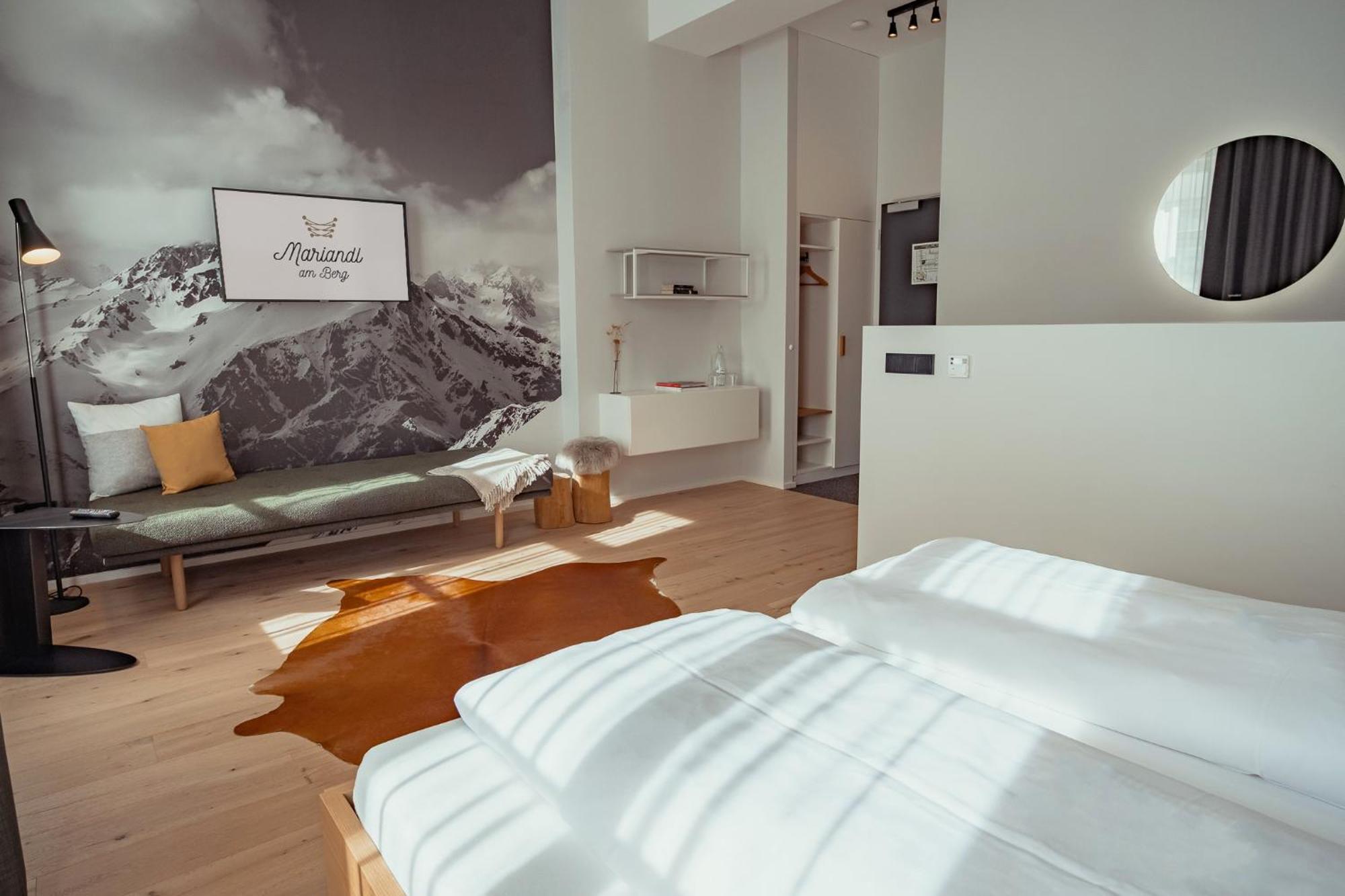 ホテル Mariandl Am Berg アンベルク エクステリア 写真